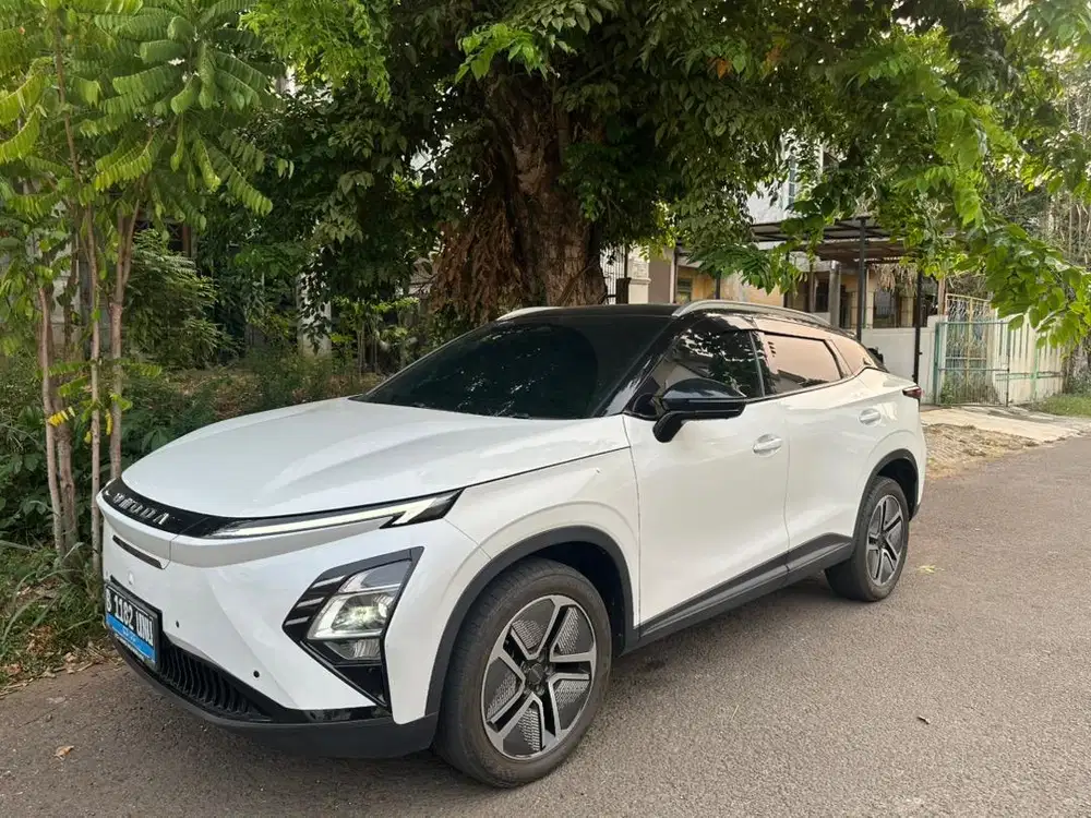 Chery Omoda E5 2024 Listrik Low km Antik bagus