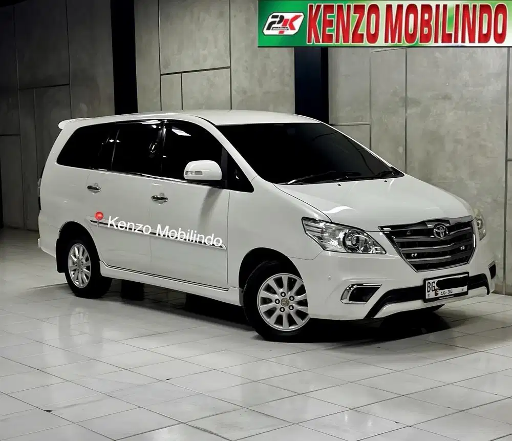 Innova Diesel 2,5 V AT 2014/2015 putih,km rendsh super istimewah dp 90