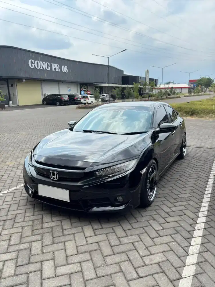 Civic Turbo 2018 low km record honda