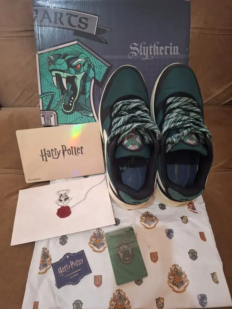 Sepatu Sneakers Special Edition Harry Potter Slytherin
