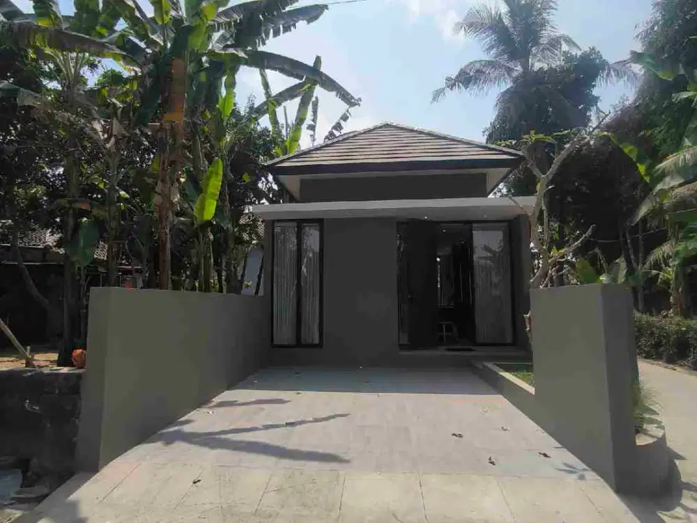 RUMAH BARU DI SEYEGAN FULL FURNISHED TINGGAL BAWA KOPER