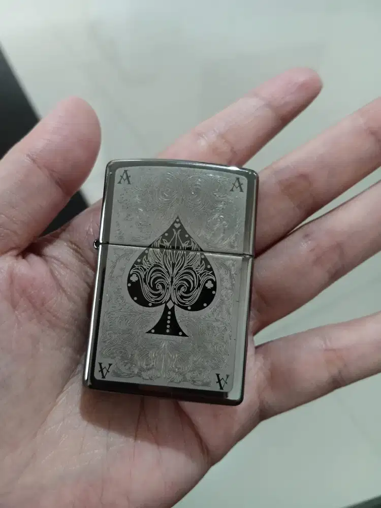 Jual Cepat Zippo blm pernah dipakai dari baru