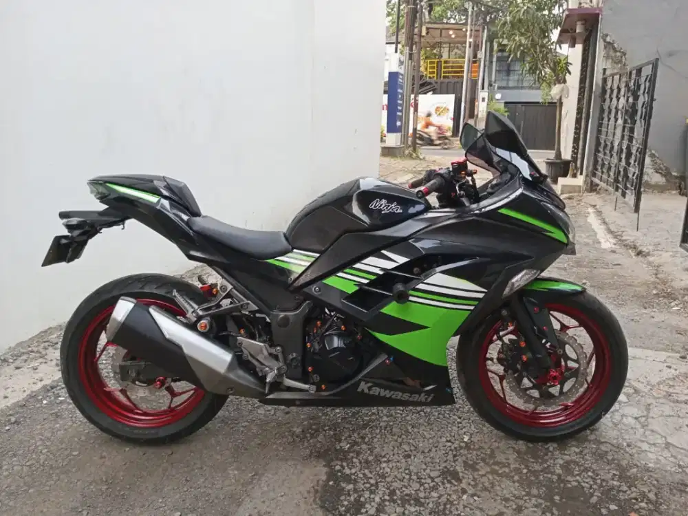 KAWASAKI NINJA 250 FI TAHUN 2017