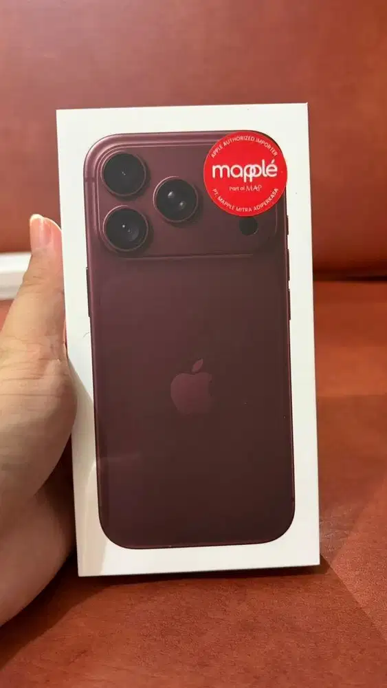 Iphone 18 pro, Burgundy 256gb