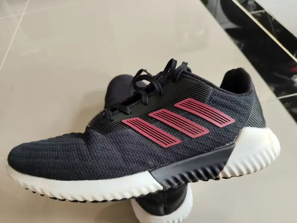 Adidas Climacool Size 41 Bekas Murah