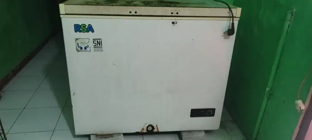 freezer RSA bekas