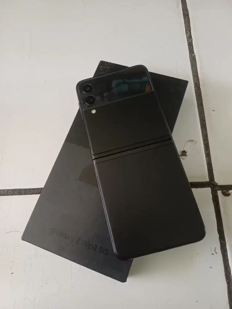Samsung z flip3 5g ram8 rom256