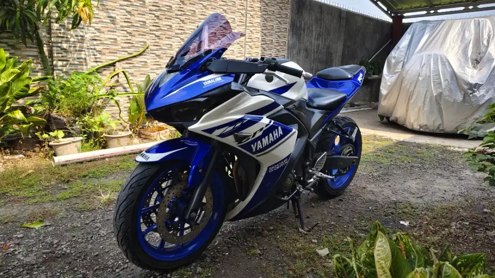 R25 murah warna biru Gp mulus