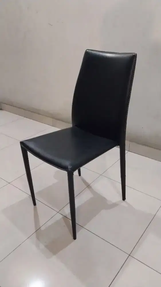 Kursi Makan minimalis