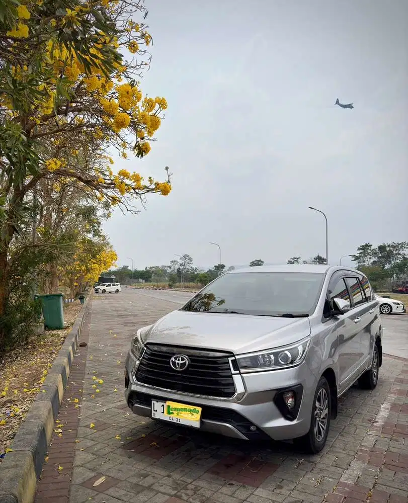 Toyota Kijang Innova 2.4 V AT 2021