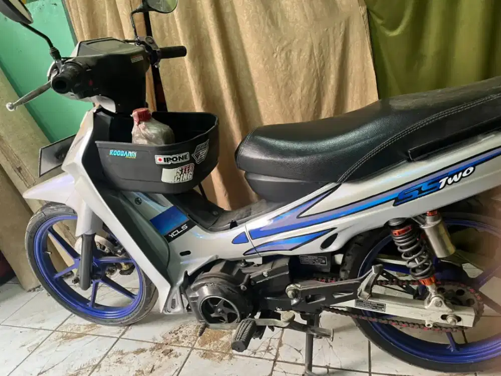 Menjual motor yamaha