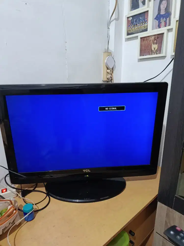 Tv merek Tcl 32 inch