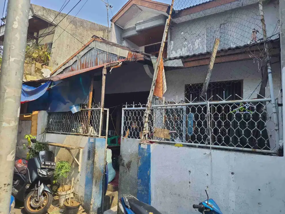 Disewakan Disewa Sewa Rumah 2 lantai 8 x 16