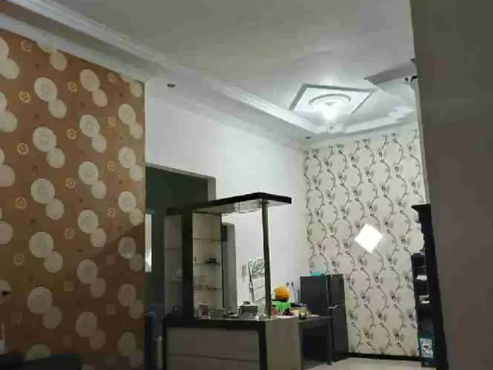 rumah soltan dua lantai luas murah