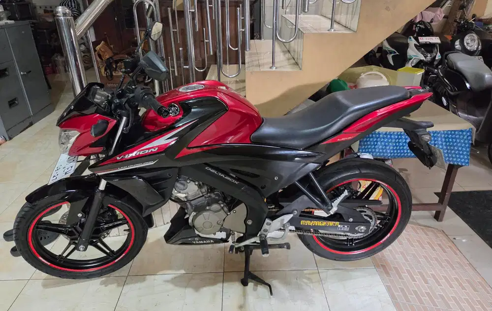 Vixion all new merah 2017 Gbm kredit 682rb 2thn / tunai