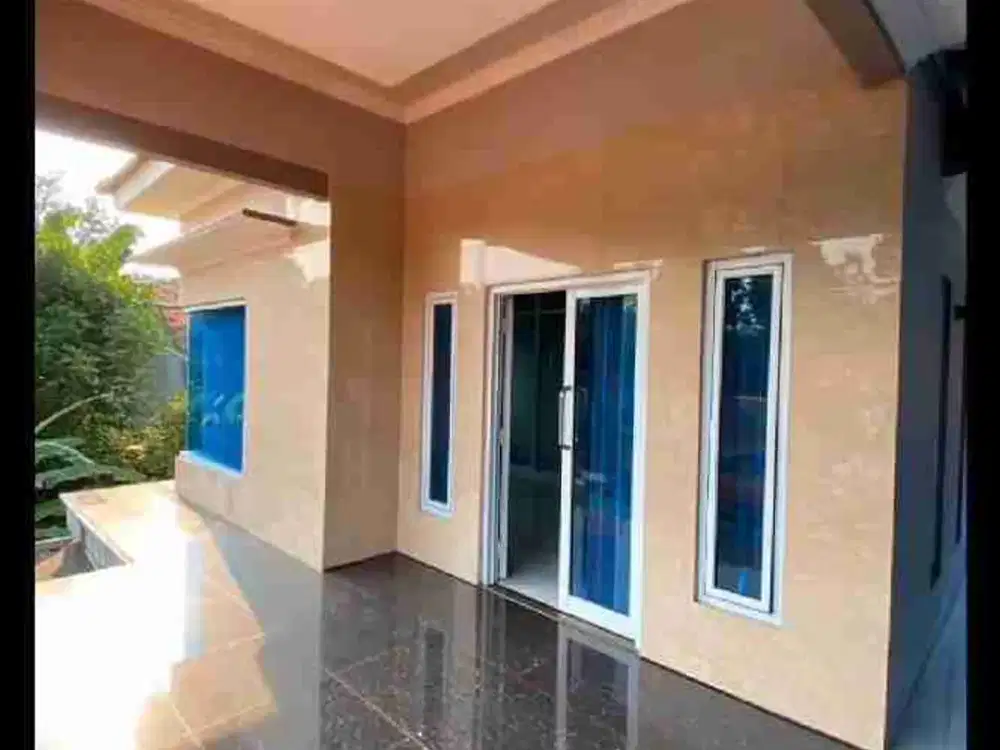 rumah dua lantai mewah murah