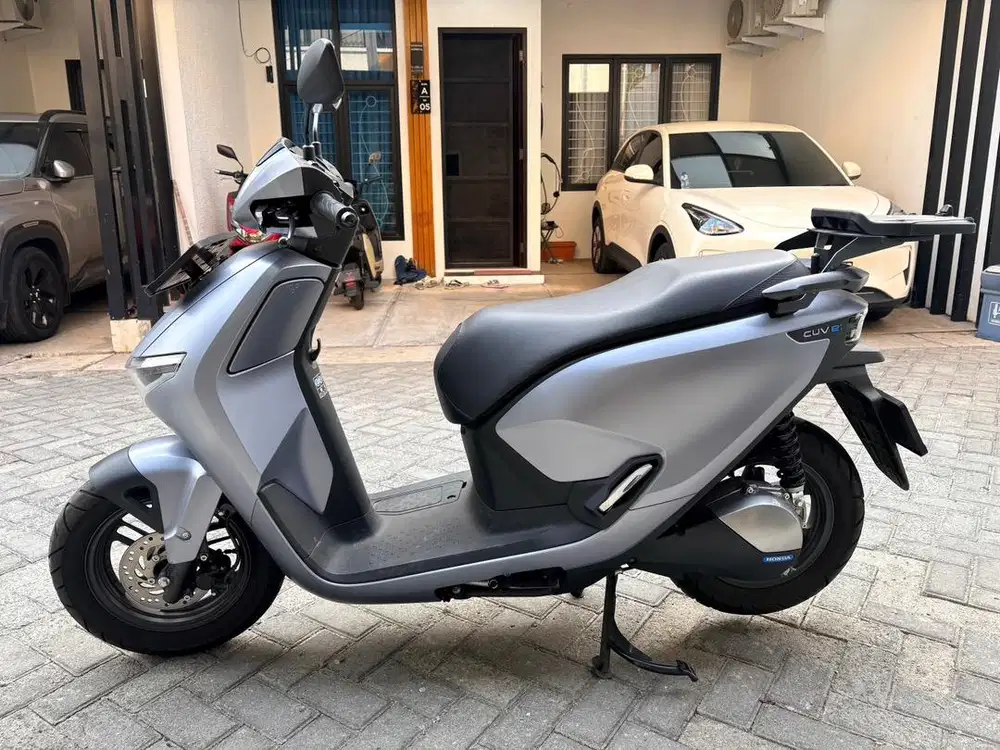 Motor Listrik Honda Cuv E Roadsync Duo
