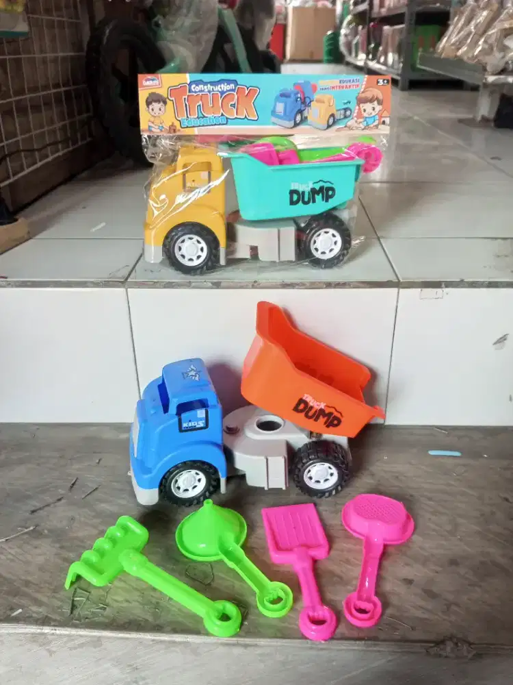 Mainan anak truk dump set sekop