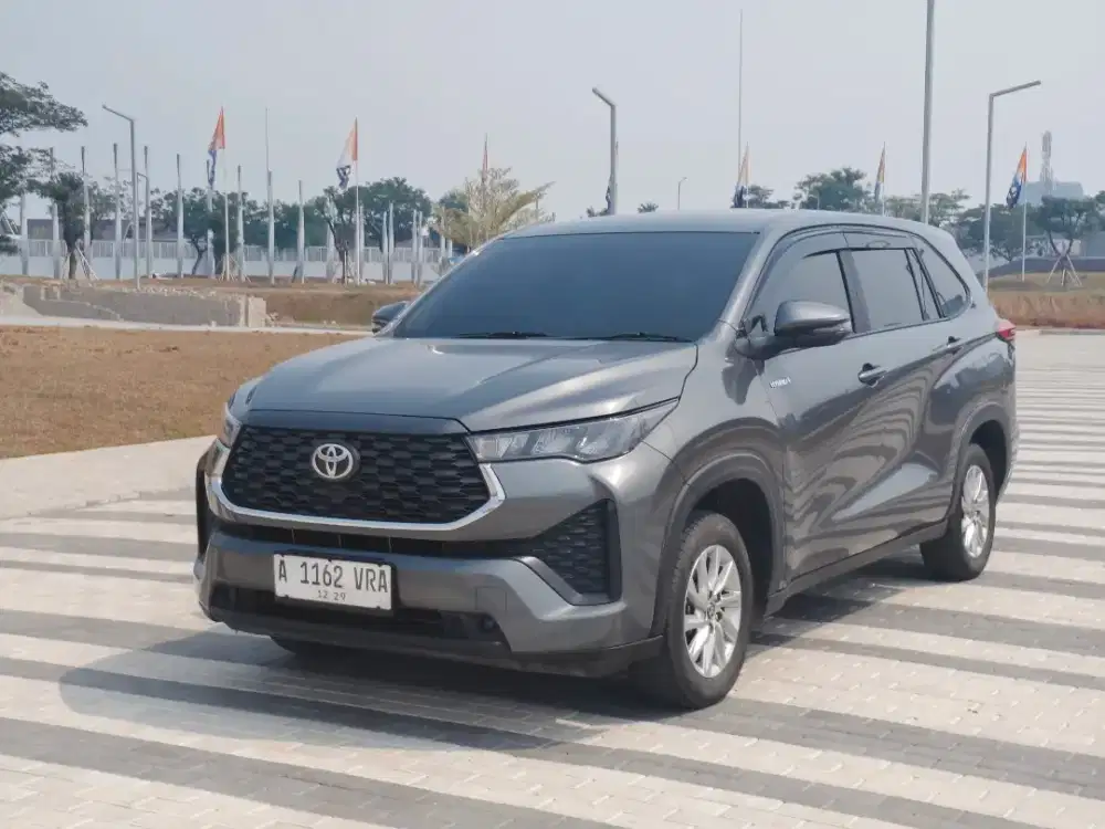 Toyota Innova Zenix G hybrib At 2024