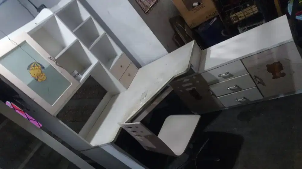 Dijual Meja Belajar Kondisi bagus, Harga Nego