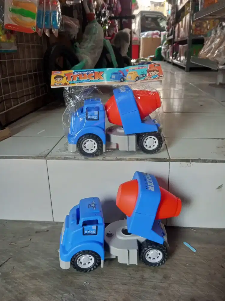 Mainan anak truk molen ktg