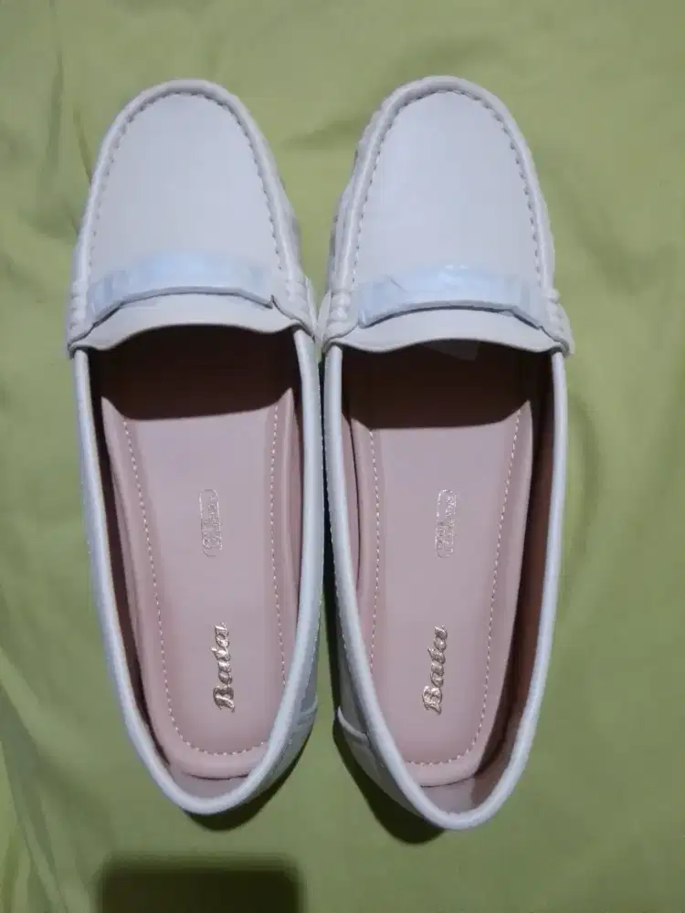 sepatu bata  new size 40