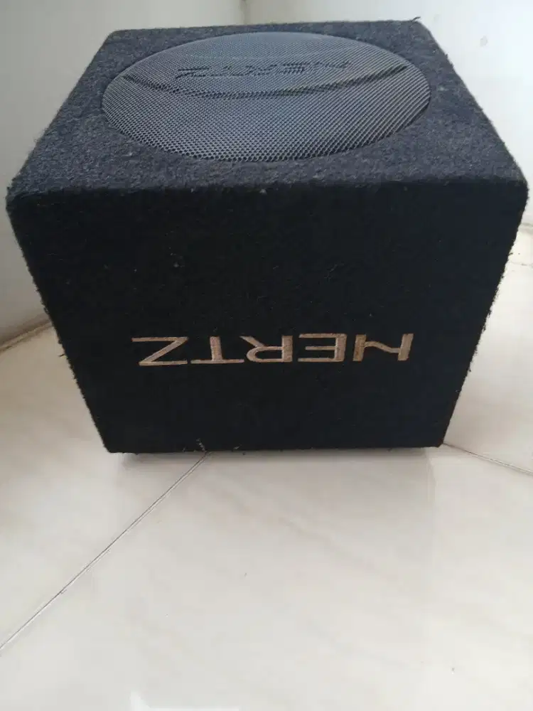 Subwoofer Hertz