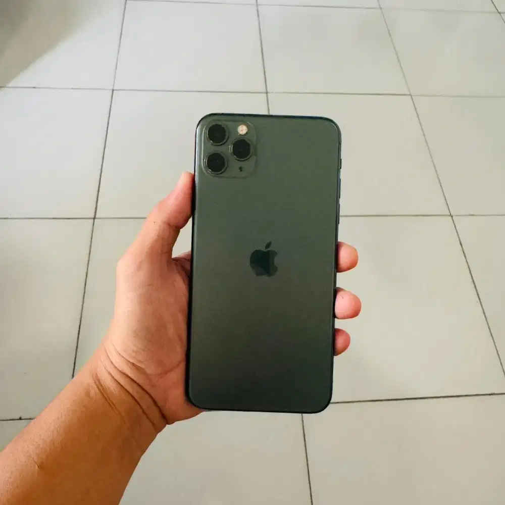 iPhone 11 ProMax mulus jual cepaat