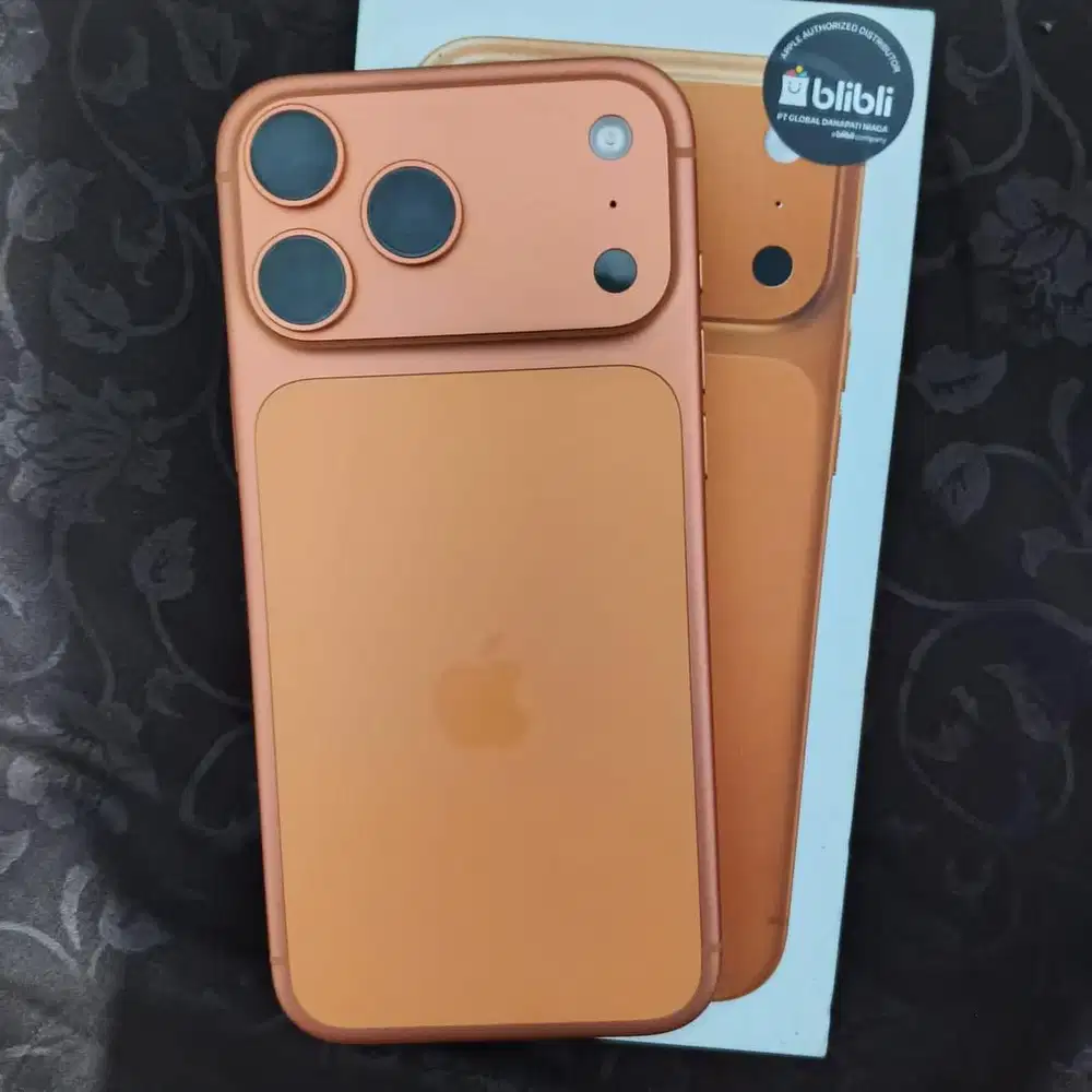 Iphone 17 pro max resmi blibli