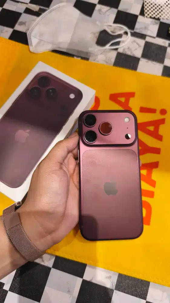 CICILAN IPHONE 18 PRO DAN PROMAX