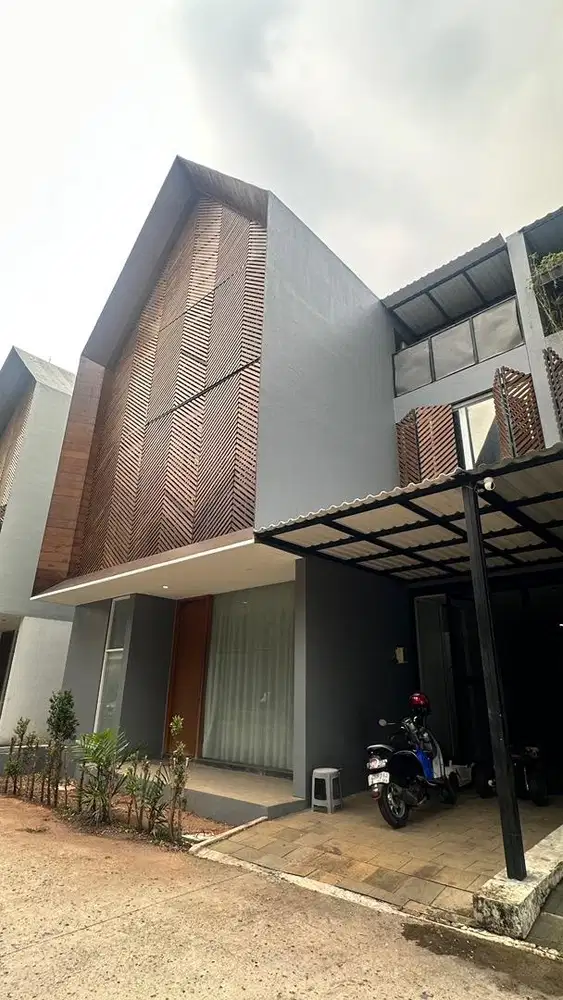 Di kontrakkan / dijual