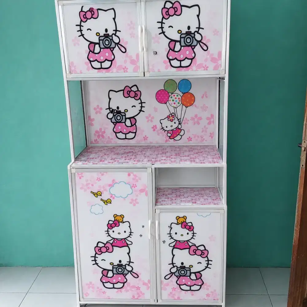 Lemari piring hello kitty