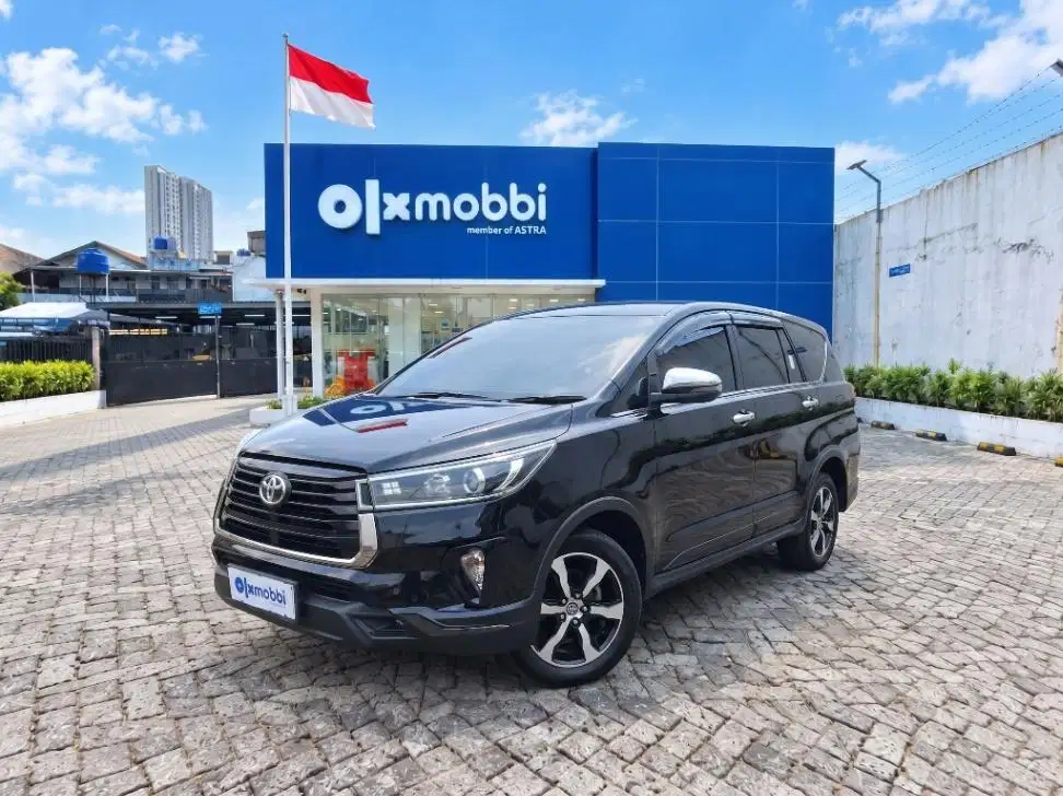 LOW DP Toyota Kijang Innova 2.4 Venturer Solar-AT 2021 PKY