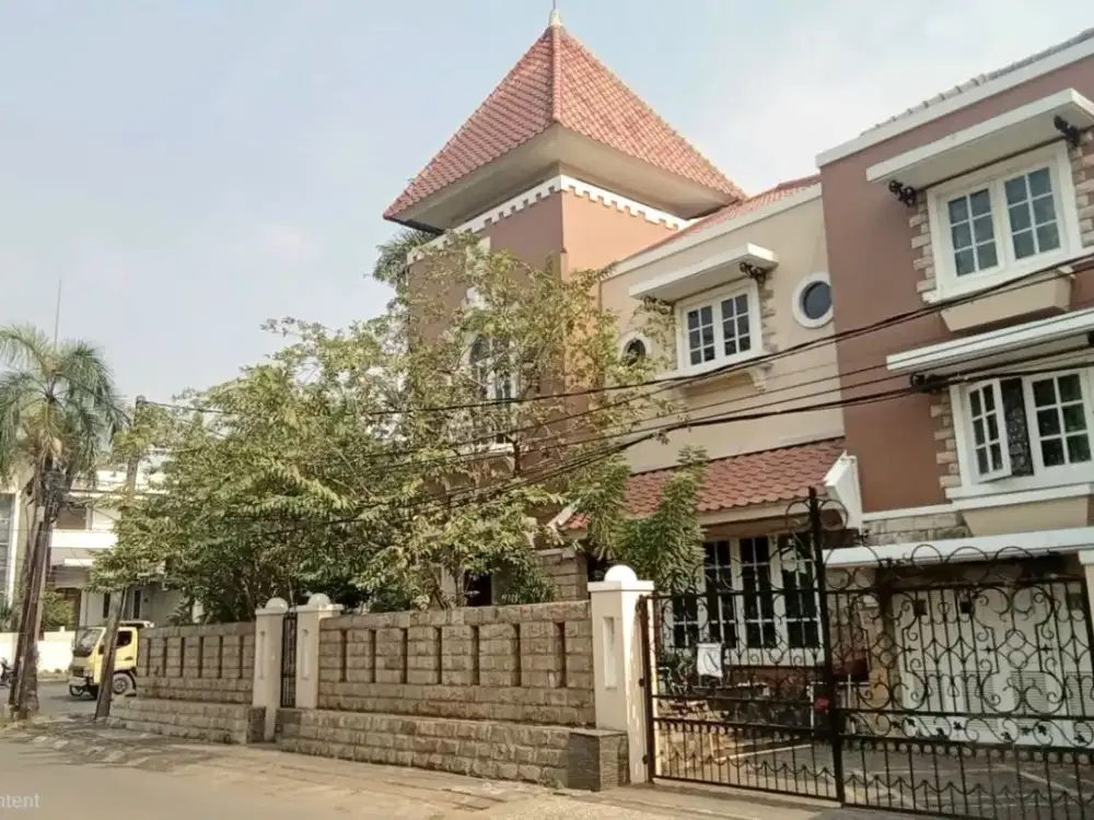 Rumah Mewah Posisi Hook Citra Garden Kalideres Jakarta Barat, 4+1 KT, 3+1 KM, LT 320 m², 11 M Nego