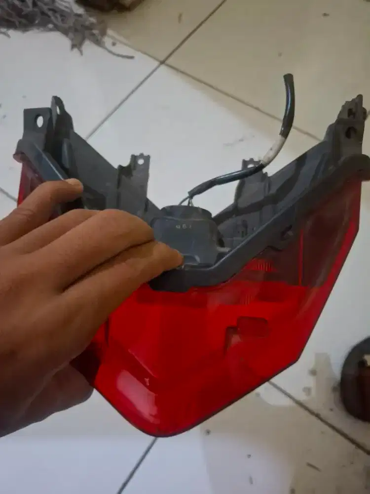 Lampu belakang vario