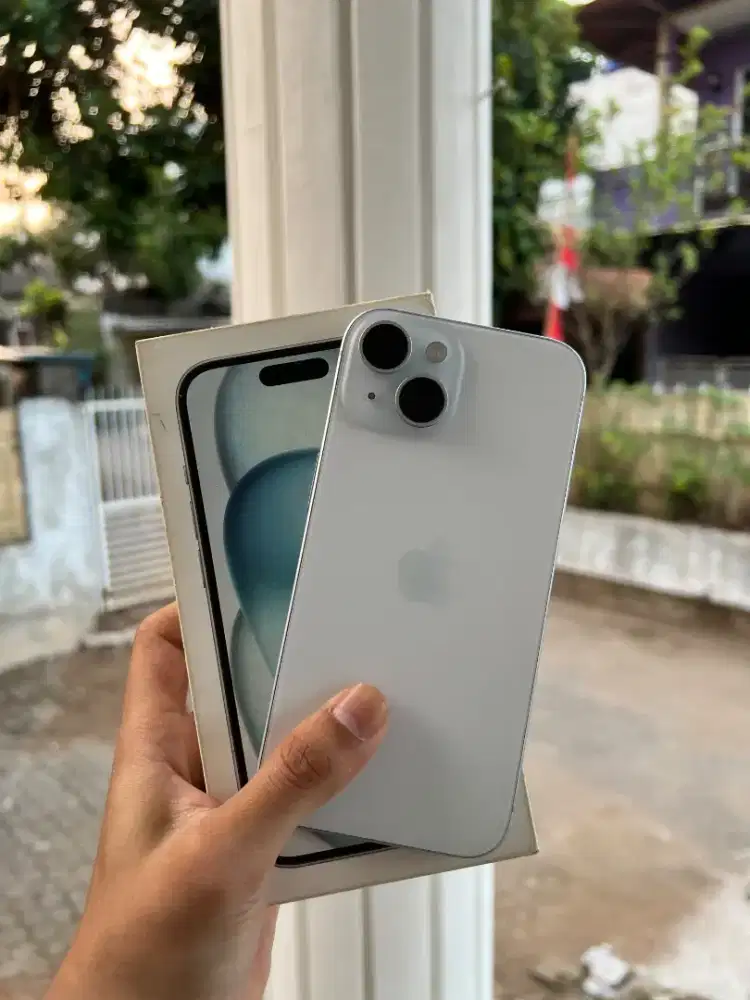 iPhone 15 128gb iBox