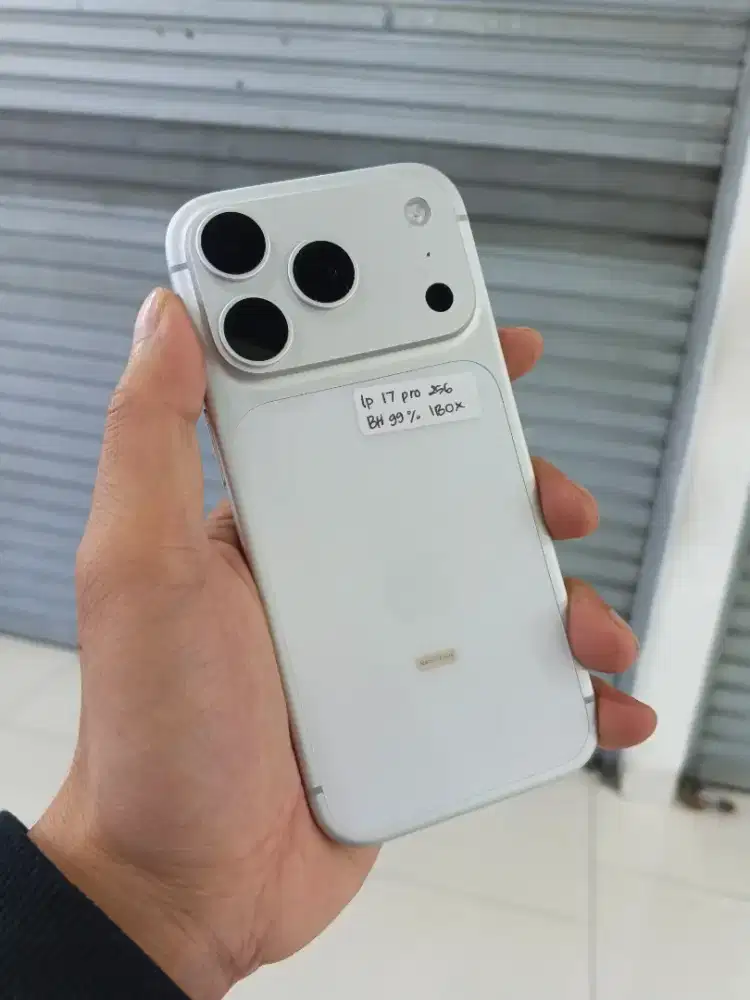iPhone 17 Pro 256 GB iBox