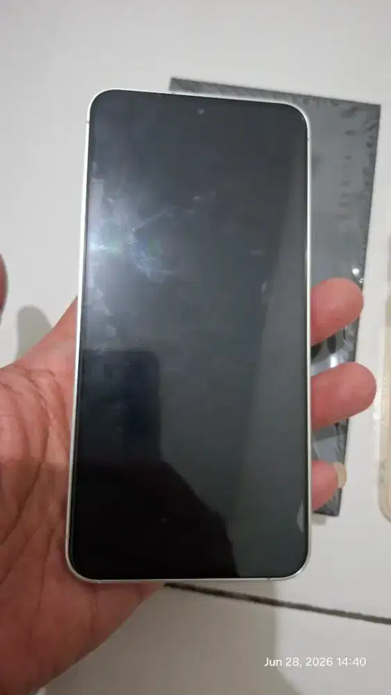 Samsung S24 8/256 Like new