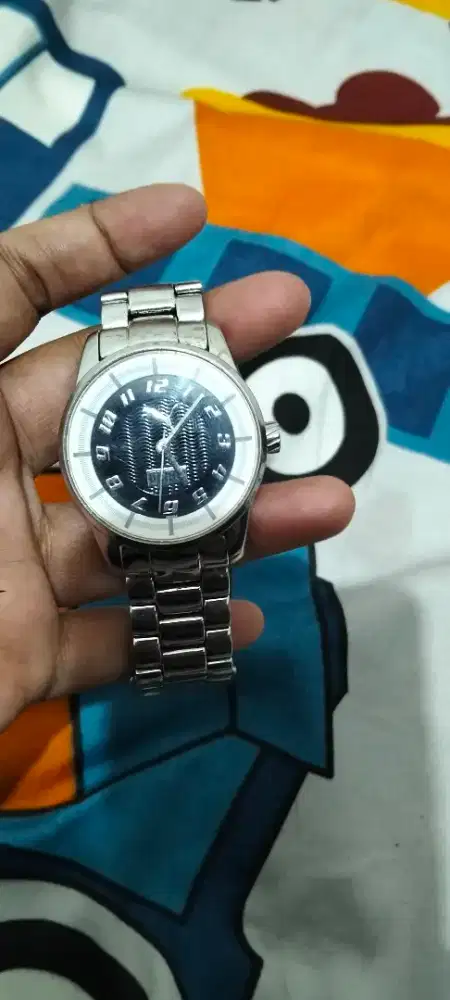 Jam tangan wanita