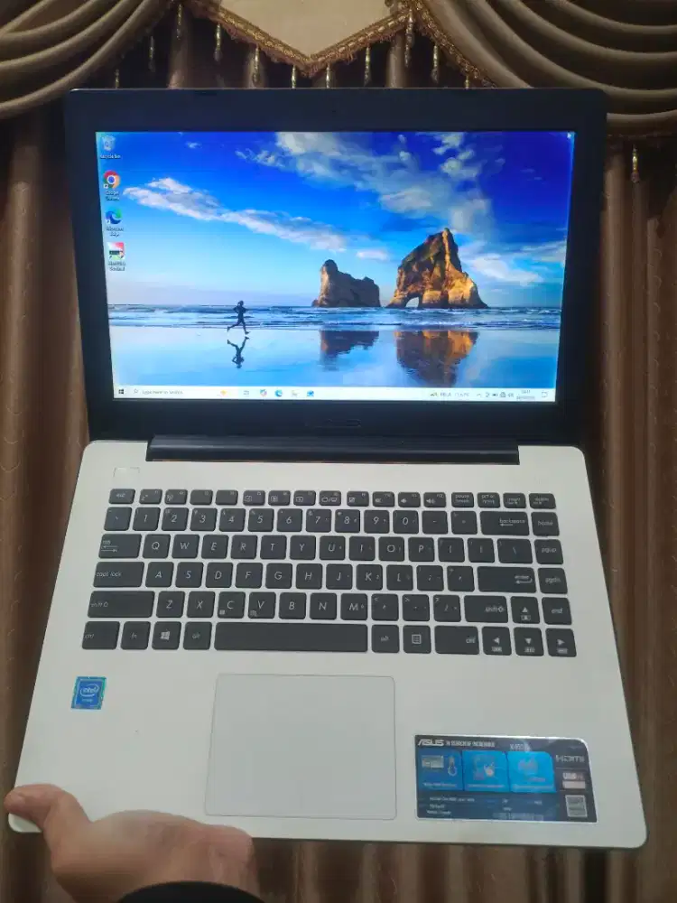 Laptop Asus X453S