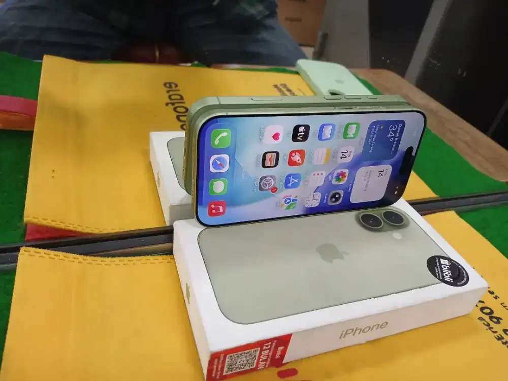 Iphone 17 256 gb 5bln pke mulus no minus ibox lengkap