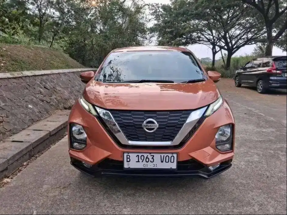 Jual Nissan Livina VE AT 2019 – Mesin Matic OK, Ban 2025