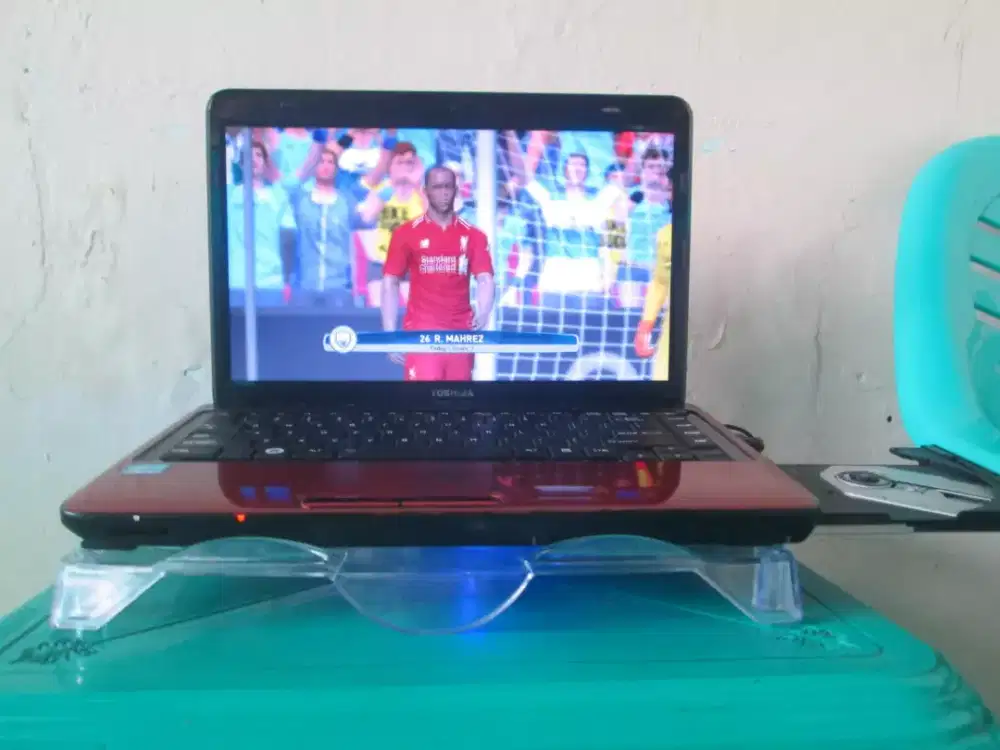 Laptop TOSHIBA Core i5 + Ram 6 Gb + Internal 640 Gb + Bonus Tas