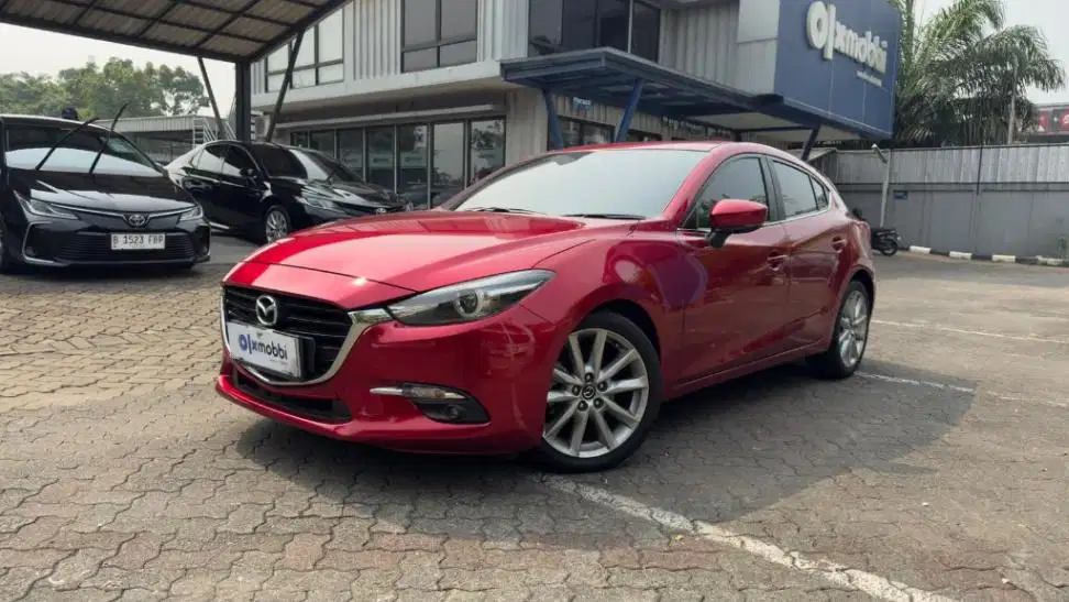 KM Rendah - Mazda 3 2.0 Skyactive-G Hatchback Bensin-AT 2019