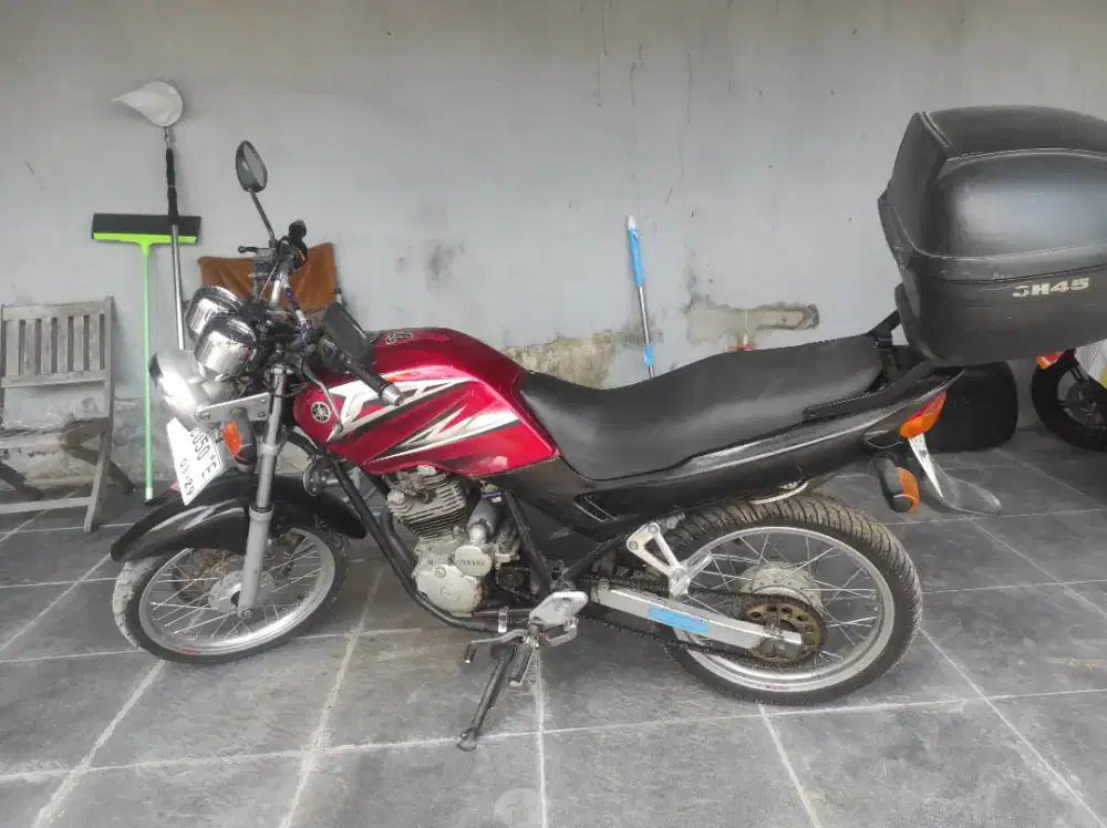 dijual motor scorpio z tahun 2005
