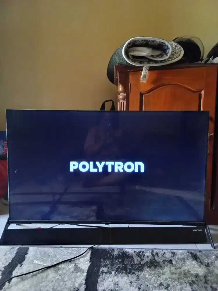 Jual Tv Polytron google tv masih bagus