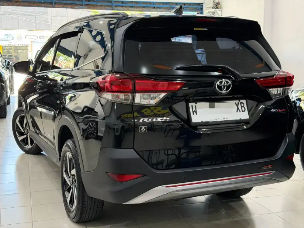 Toyota Rush S TRD 2021 Matic Hitam Sangat Terawat