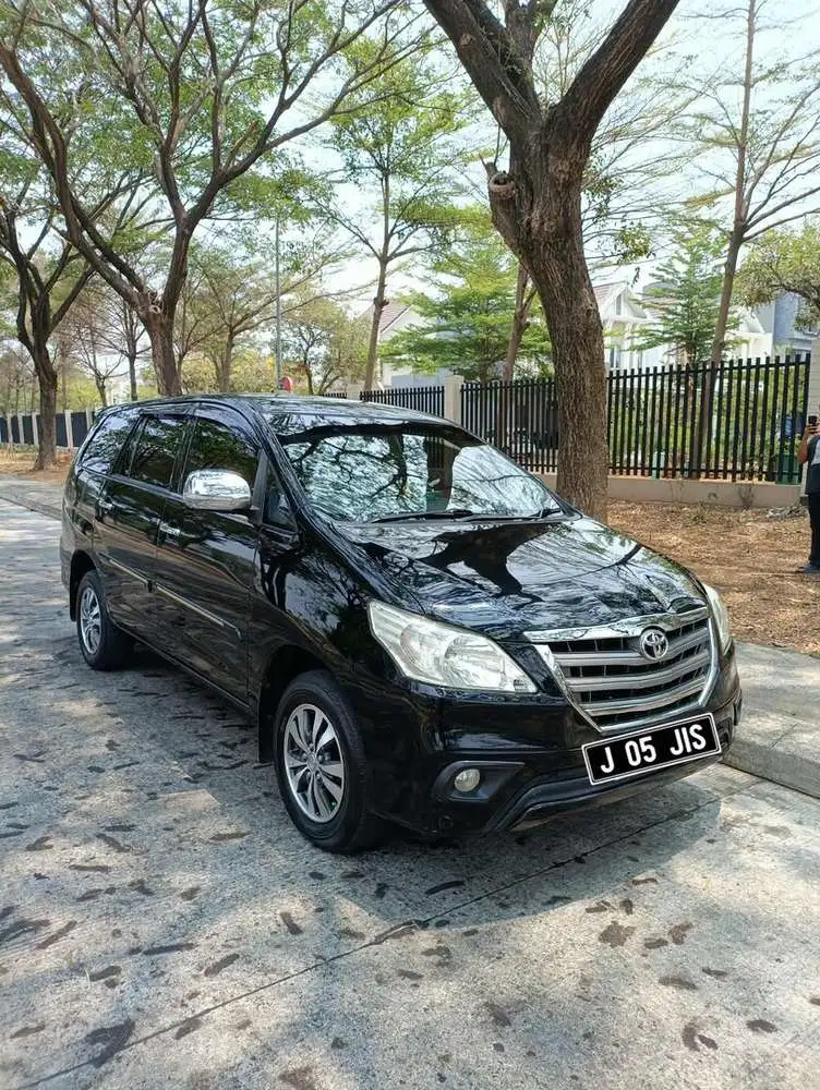 Toyota Kijang Innova 2015 Bensin