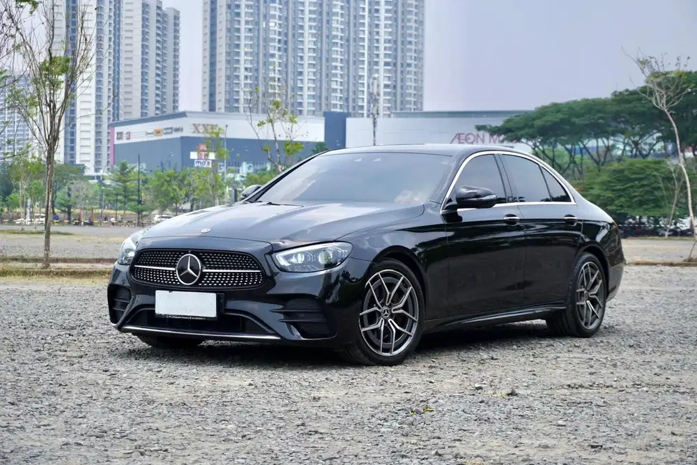 Hot Item! Mercedes-Benz E300 AMG Facelift W213 2022 / 2023 Hitam