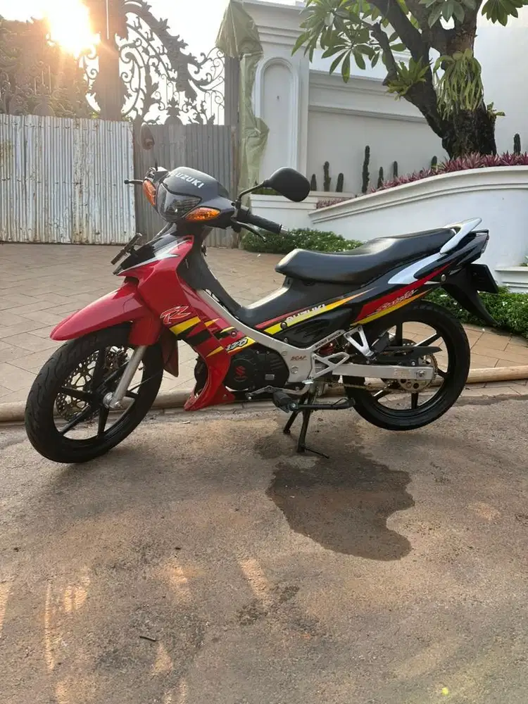 SATRIA HIU 2004 SUPER MULUS
